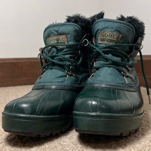 Sorel Canada Dark Green Lace-up Winter Duck Boots Faux Fur Women Size 8